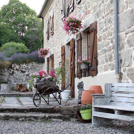 La Belle Ame Bed & Breakfast Saint-Priest-des-Champs Eksteriør bilde