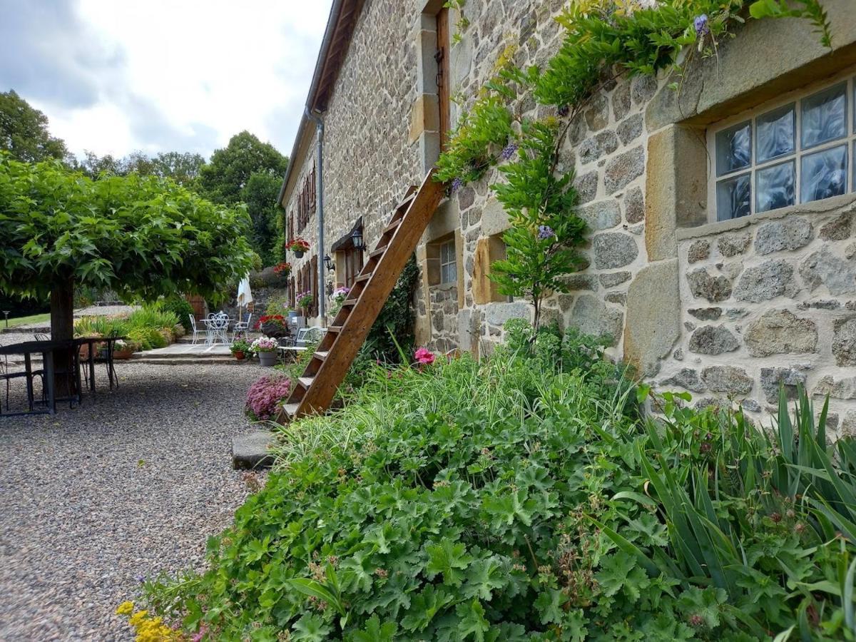 La Belle Ame Bed & Breakfast Saint-Priest-des-Champs Eksteriør bilde