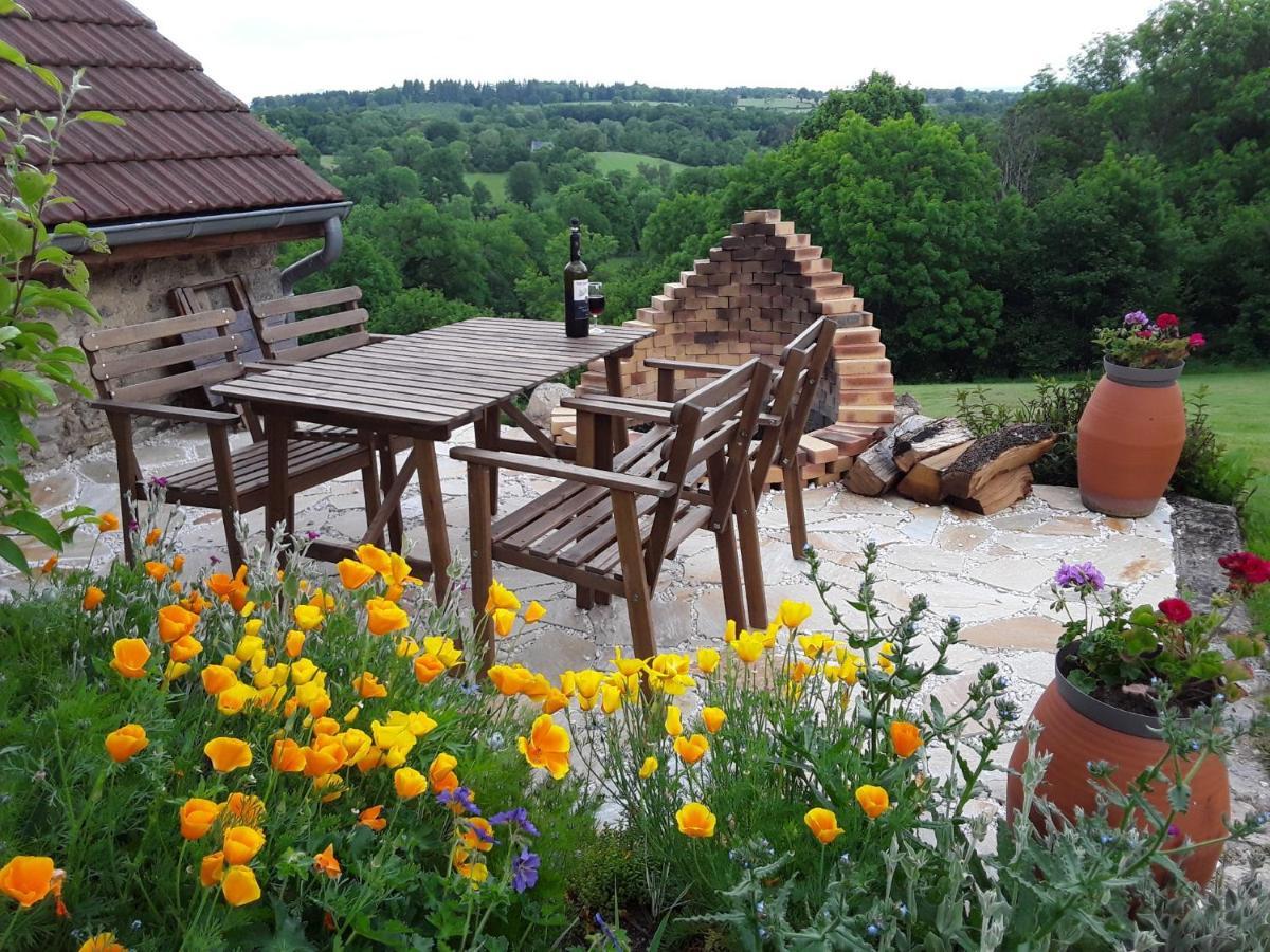 La Belle Ame Bed & Breakfast Saint-Priest-des-Champs Eksteriør bilde
